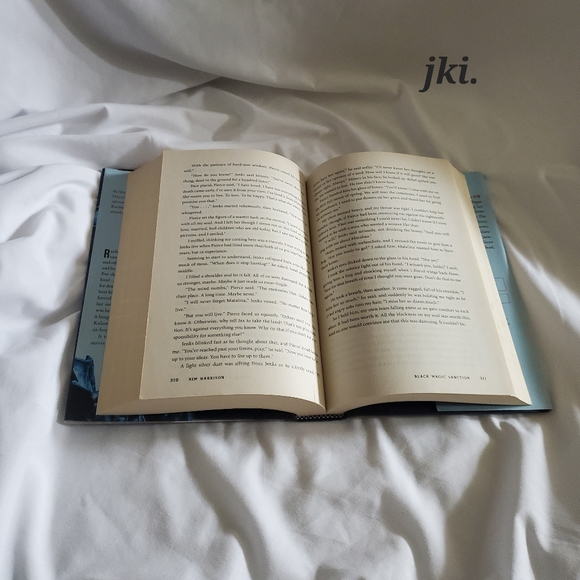 Black Magic Sanction by: Kim Harrison - Picture 7 of 11